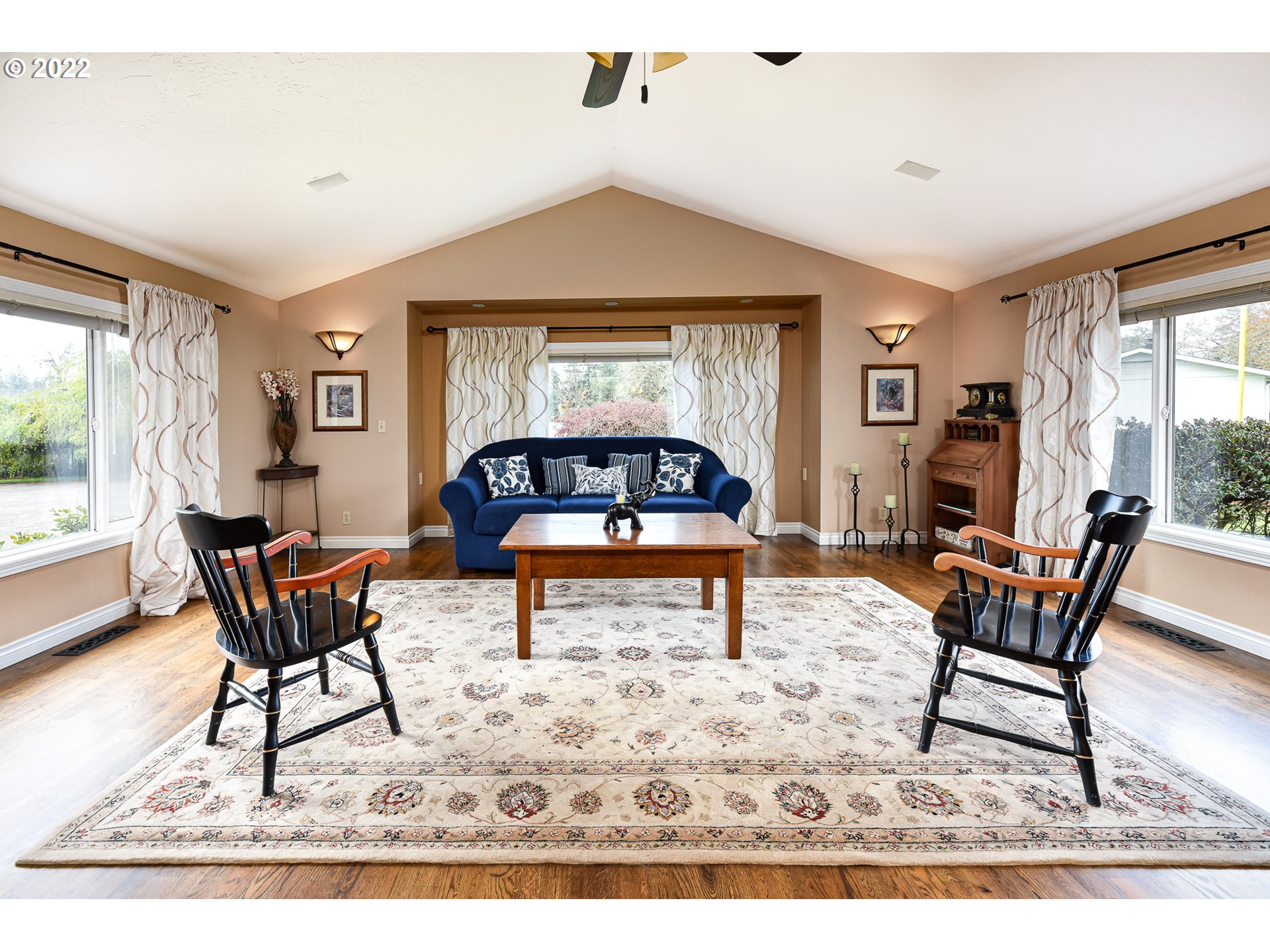 87545 Miller Road Veneta, OR 97487 - Photo 3 of 30 Gallery Image 3
