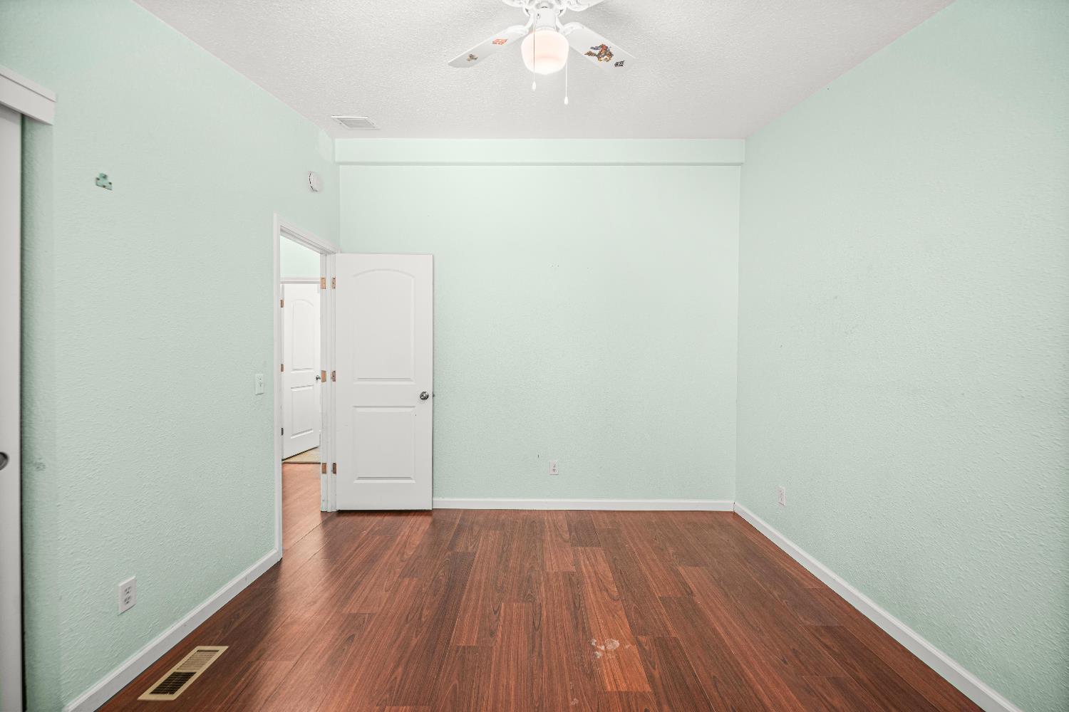22991 Retherford Road Auburn, CA 95602 - Photo 11 of 31 Gallery Image 11