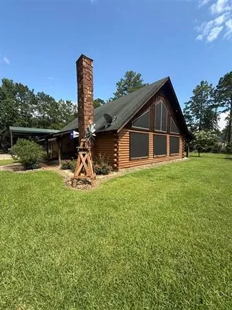 $699,995 | 1461 Beachrock Drive, Brookeland, TX 75931