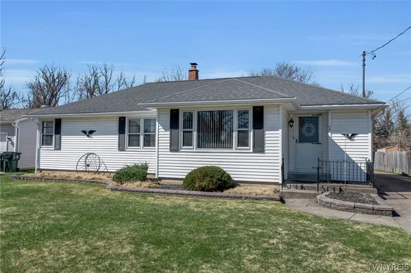 $209,900 | 74 Grant Street, Lancaster, NY 14086