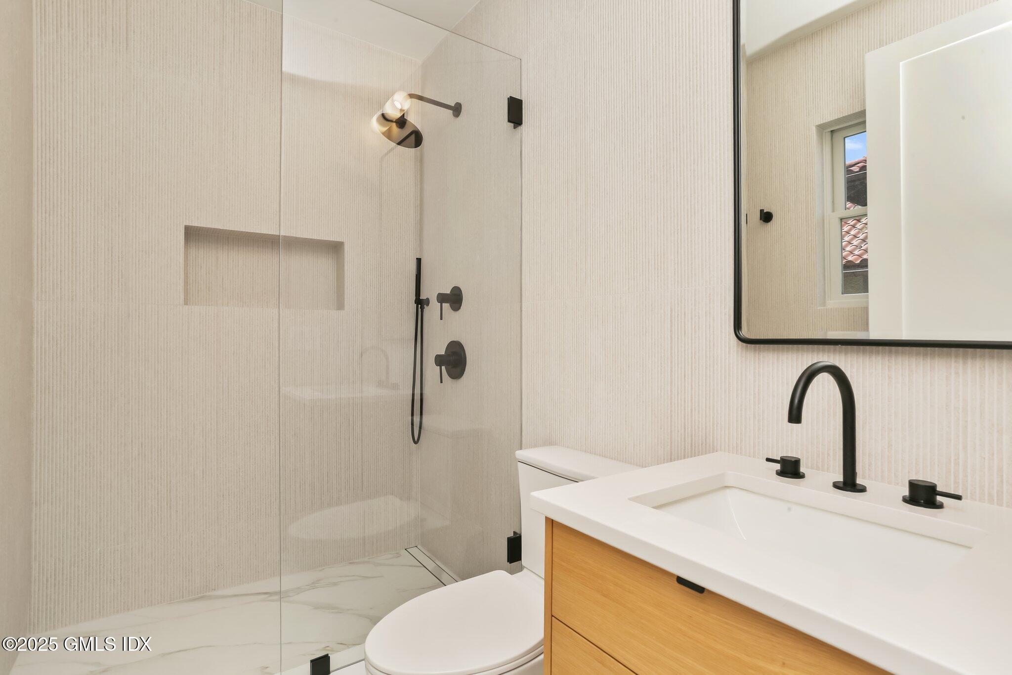 21 Ridge Street Greenwich, CT 06830 - Photo 24 of 39 Second Floor Full Bathroom