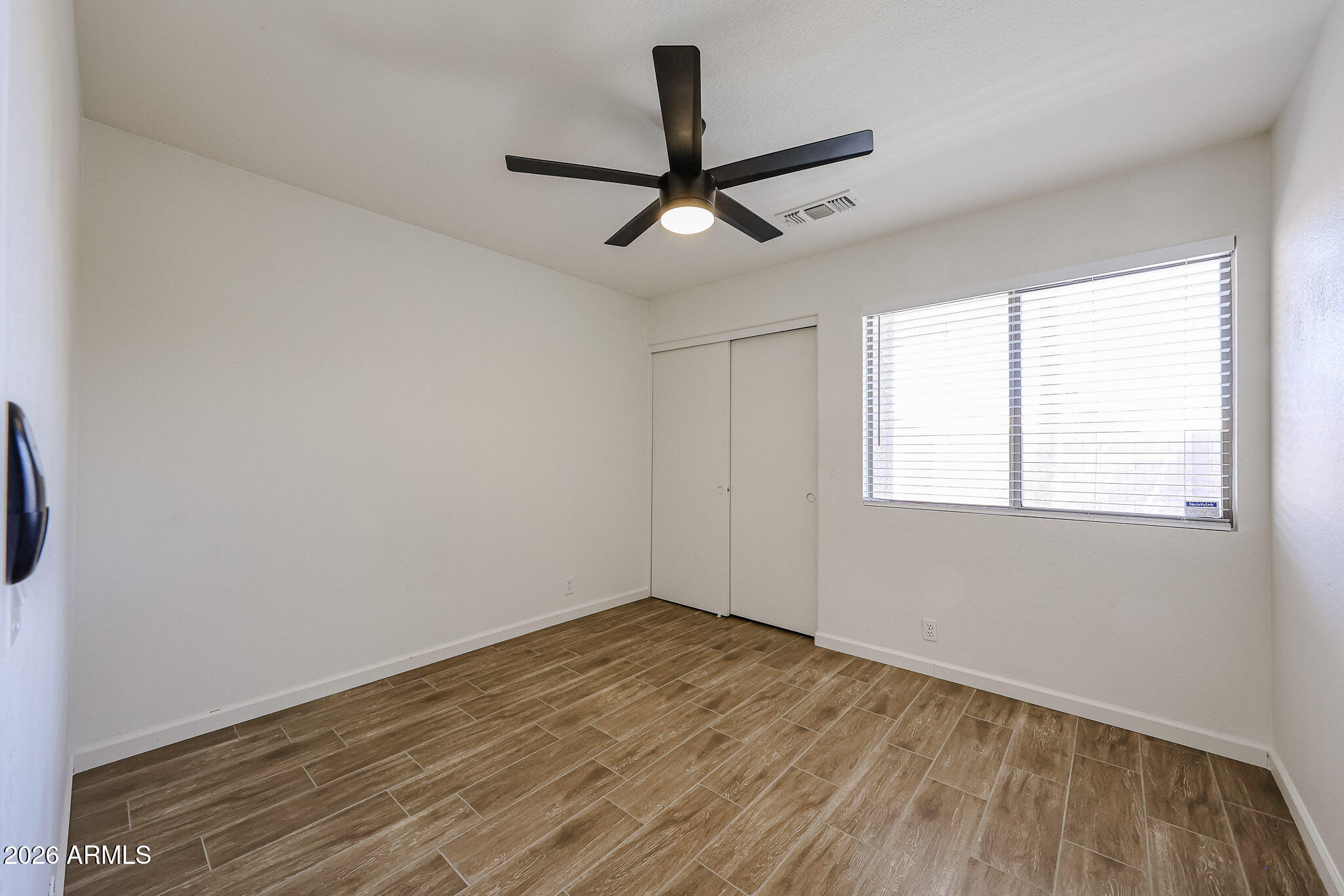 4047 East Jojoba Road Phoenix, AZ 85044 - Photo 23 of 41