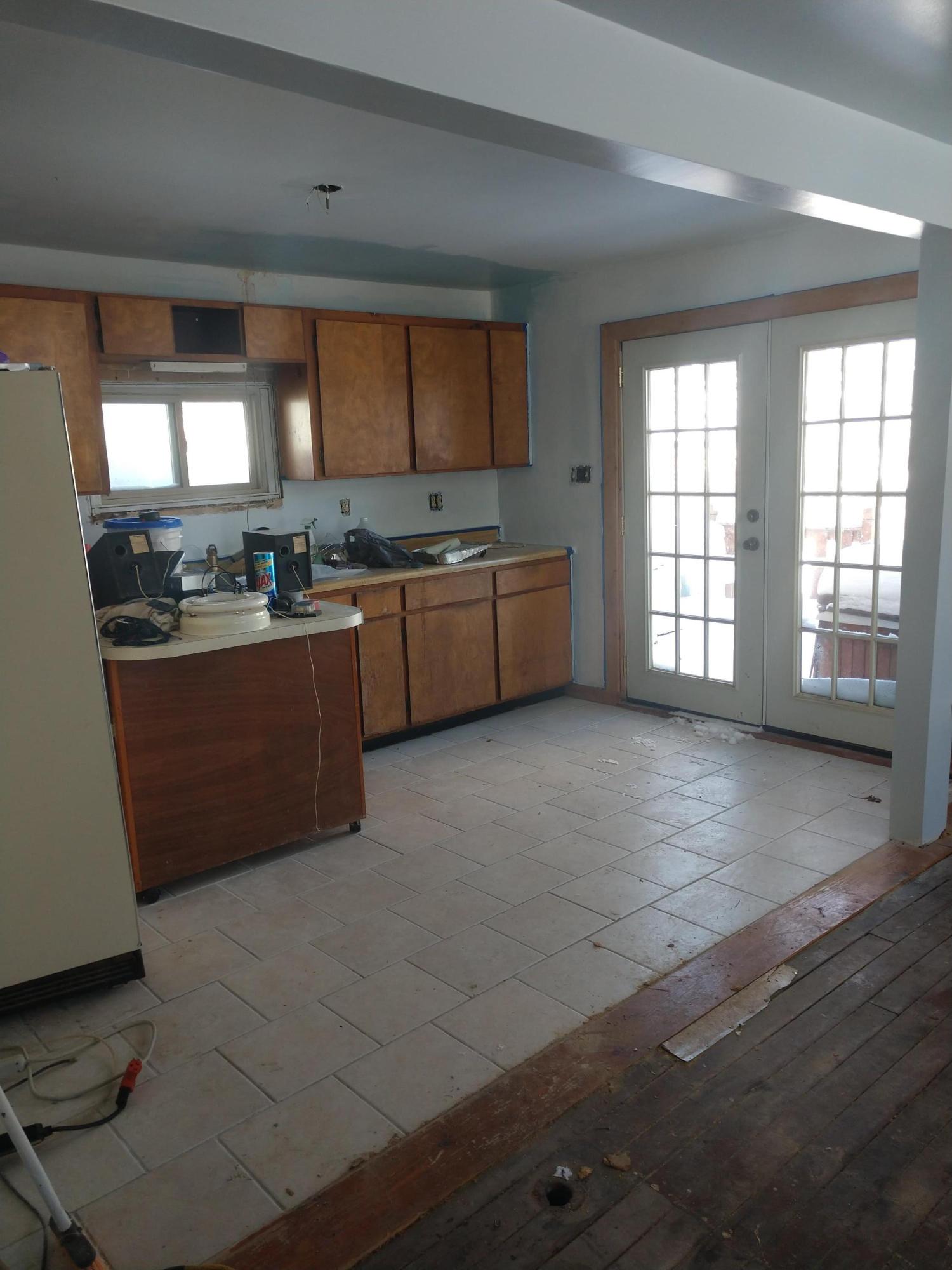 236 North Ball Street Cheboygan, MI 49721 - Photo 2 of 16 Gallery Image 2