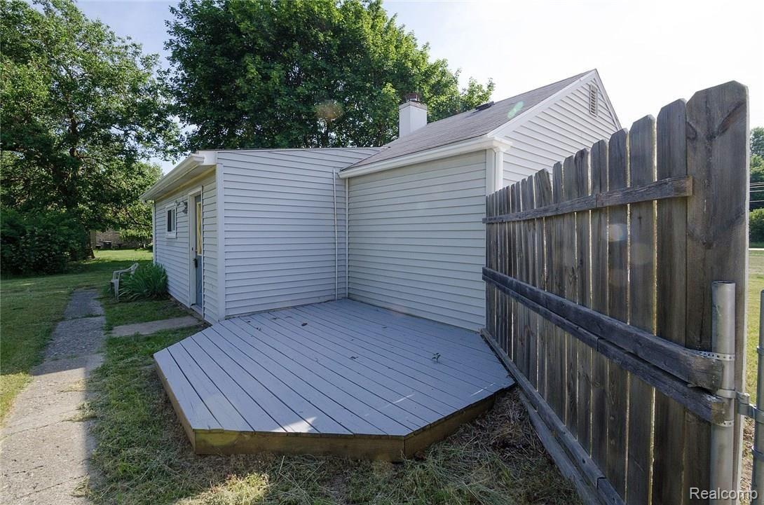 14015 Haggerty Road Belleville, MI 48111 - Photo 29 of 34 6_3.jpg
