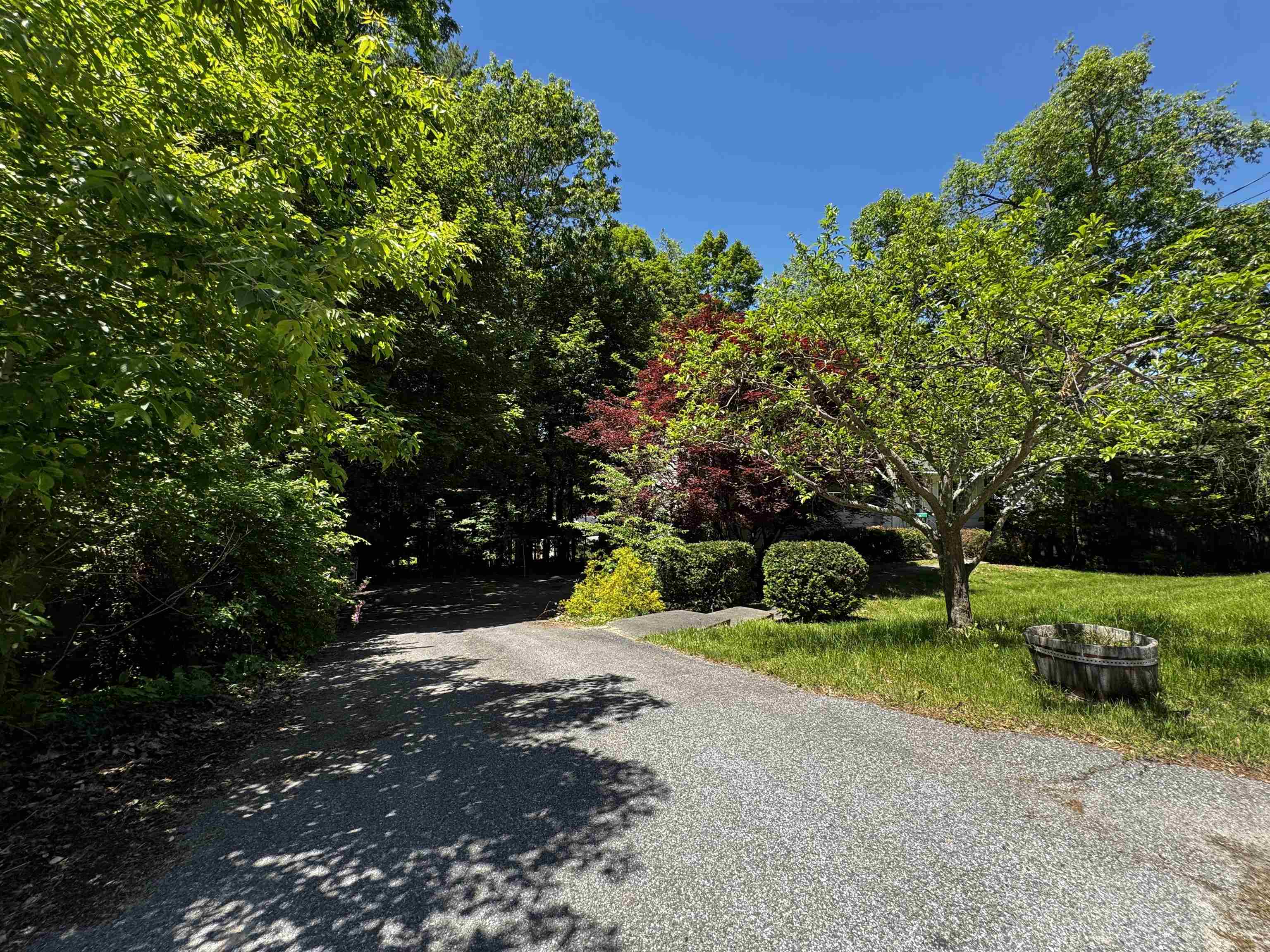 142 Pine Circle Bennington, VT 05201 - Photo 6 of 55