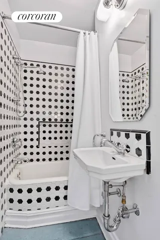 $2,595,000 | 1211 Ditmas Avenue | Ditmas Park