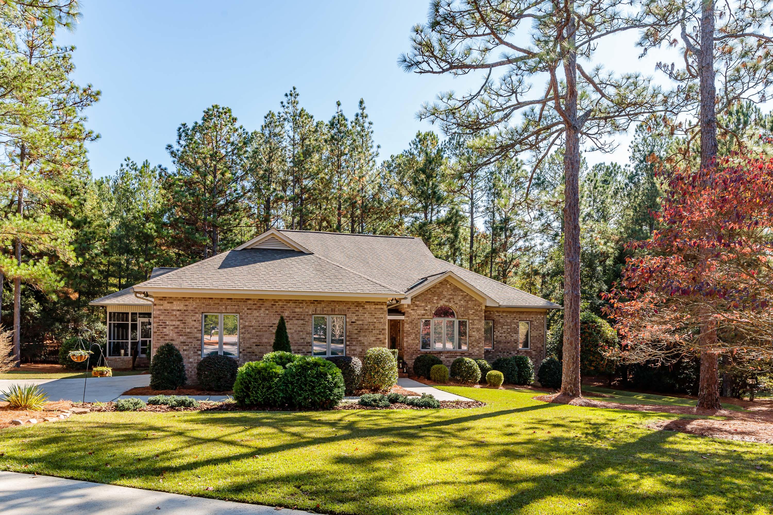 20 Idlewild Road Pinehurst, NC 28374 - Photo 1 of 37 Front