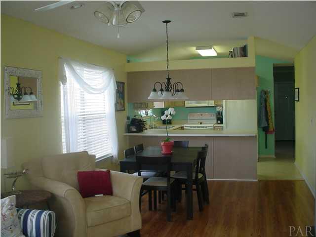 1094 Brownfield Road Pensacola, FL 32526 - Photo 6 of 22 Gallery Image 6