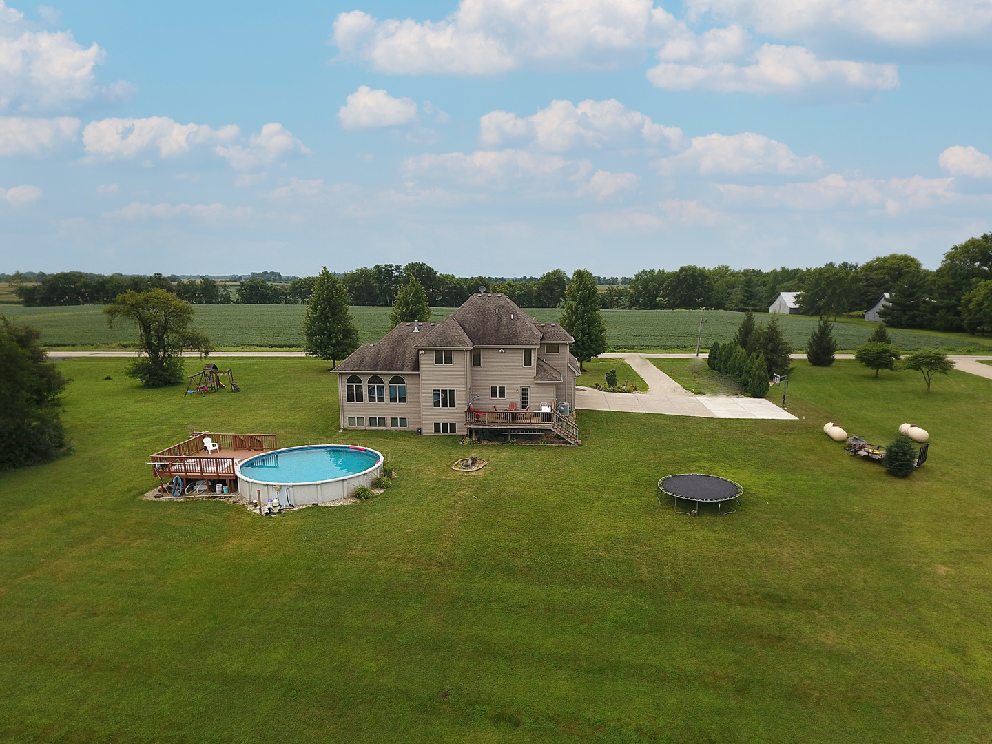 4420 West Shabbona Road Morris, IL 60450 - Photo 29 of 31 an aerial view of a house with a garden