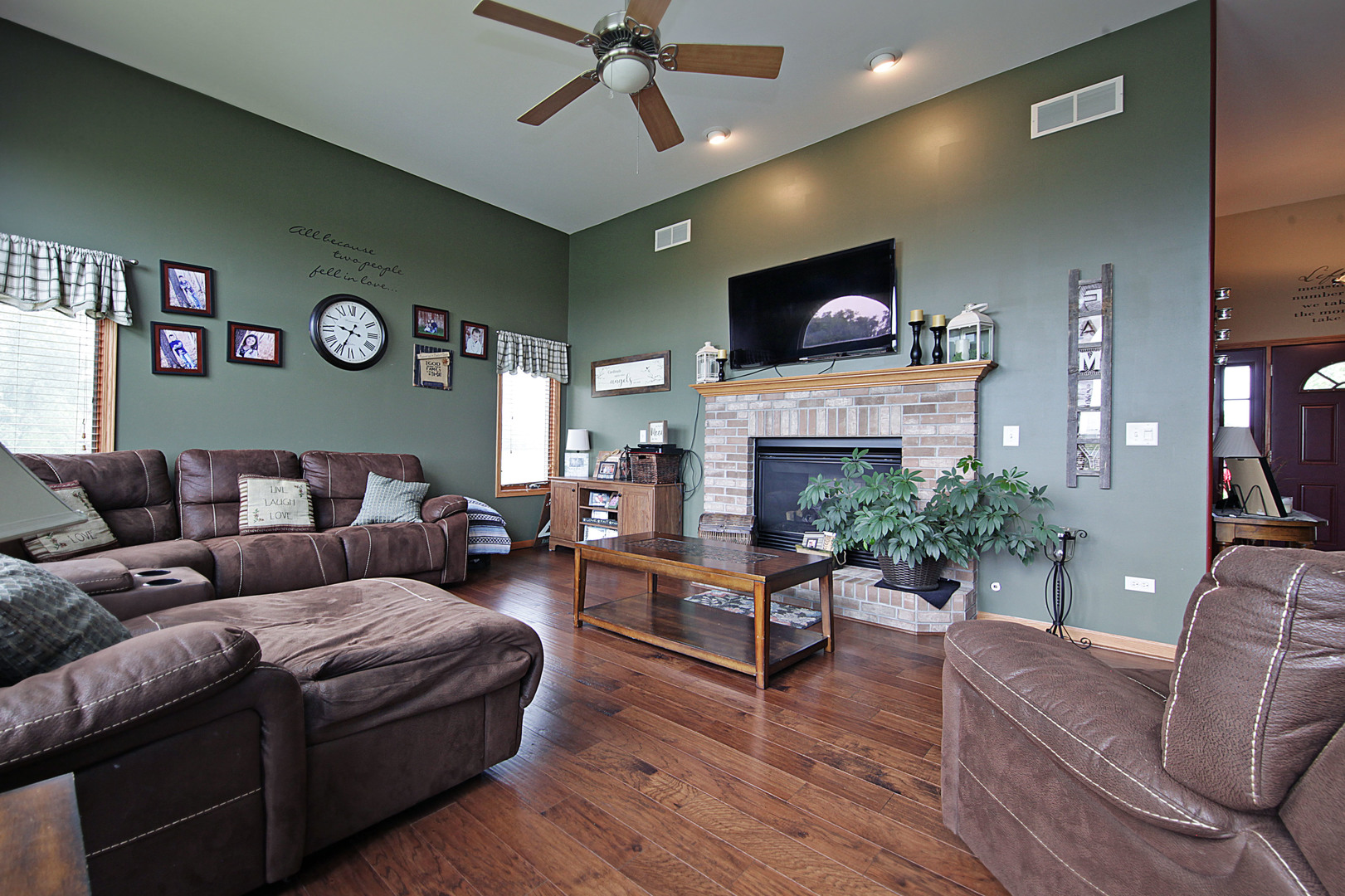 4420 West Shabbona Road Morris, IL 60450 - Photo 9 of 31 a living room with furniture and a fireplace
