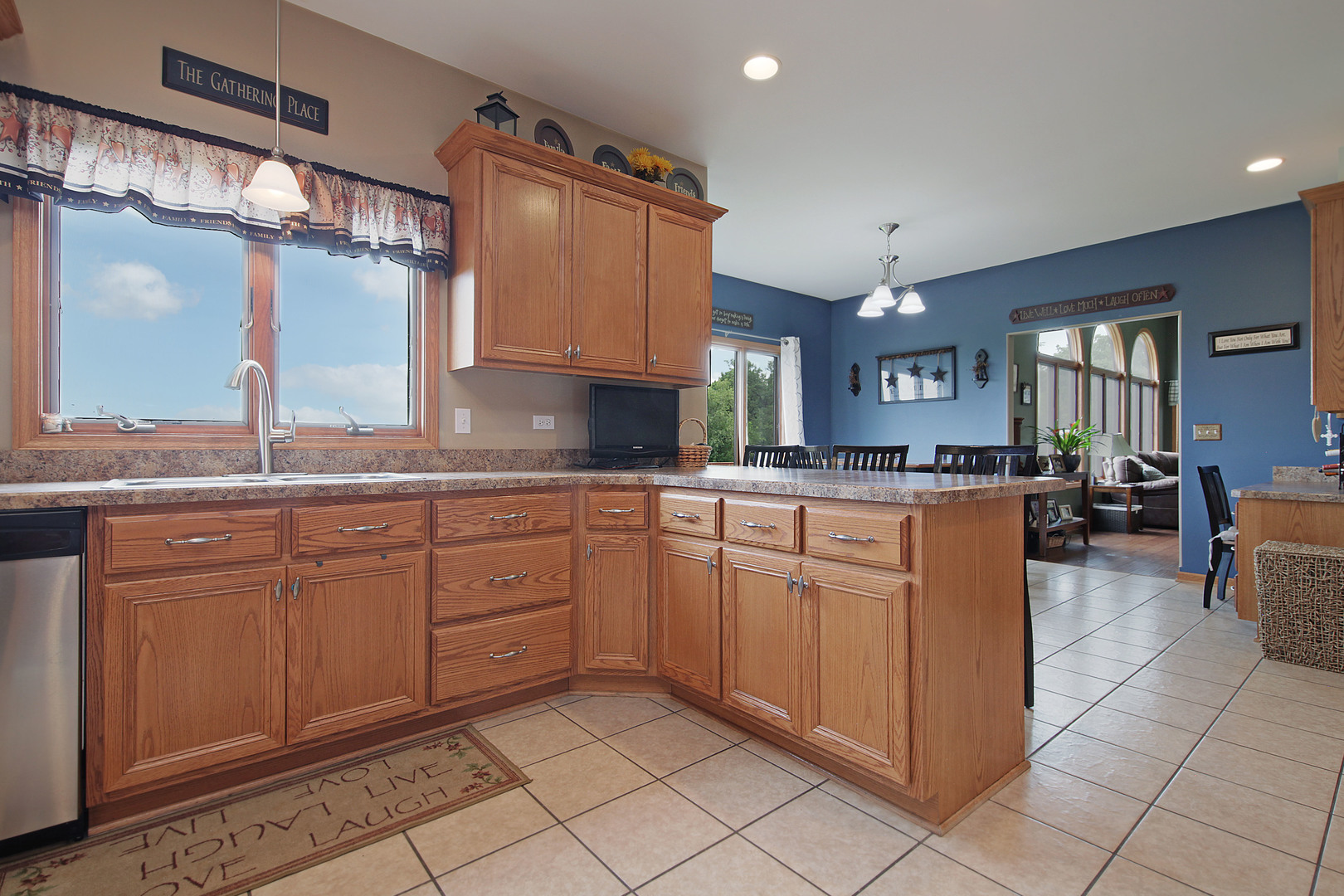 4420 West Shabbona Road Morris, IL 60450 - Photo 10 of 31 a kitchen with cabinets and chairs