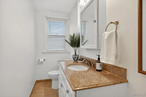 $399,900 | 339 Bogey Lane, St. Louis, MO 63122