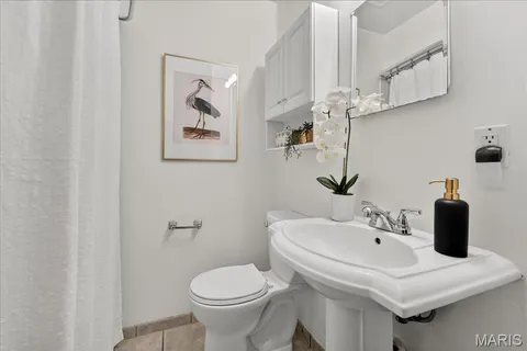 $399,900 | 339 Bogey Lane, St. Louis, MO 63122