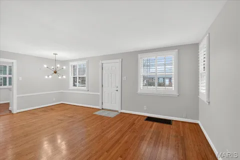 $435,000 | 339 Bogey Lane, St. Louis, MO 63122