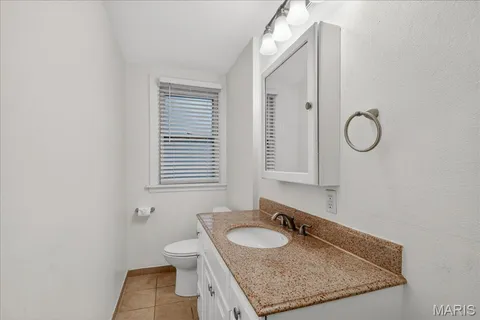 $435,000 | 339 Bogey Lane, St. Louis, MO 63122