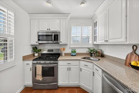 $399,900 | 339 Bogey Lane, St. Louis, MO 63122