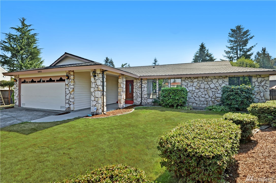 15832 Southeast 171st Street Renton, WA 98058 - Photo 1 of 23 Gallery Image 1
