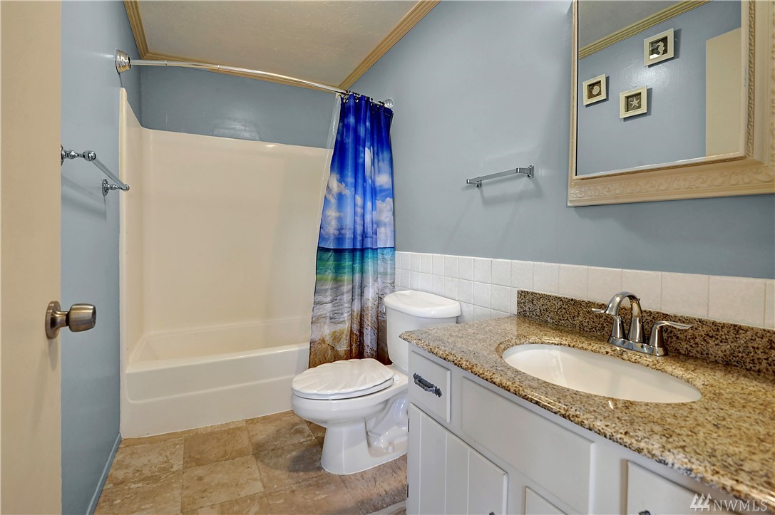 15832 Southeast 171st Street Renton, WA 98058 - Photo 12 of 23 Gallery Image 12