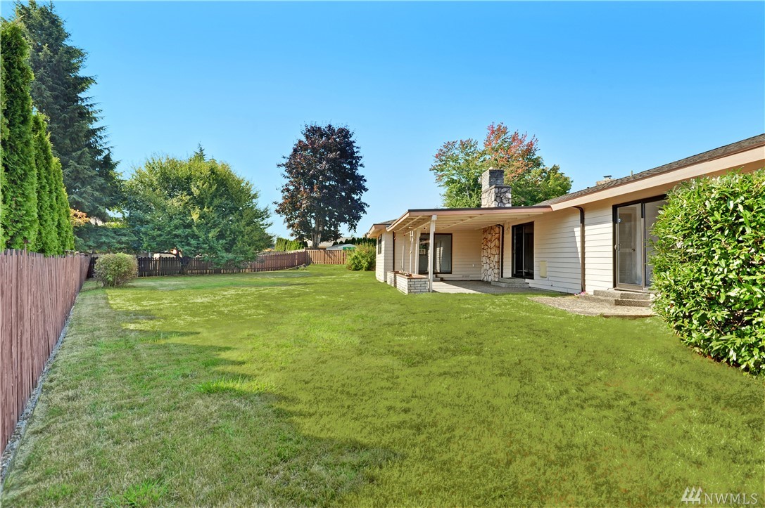 15832 Southeast 171st Street Renton, WA 98058 - Photo 22 of 23 Gallery Image 22