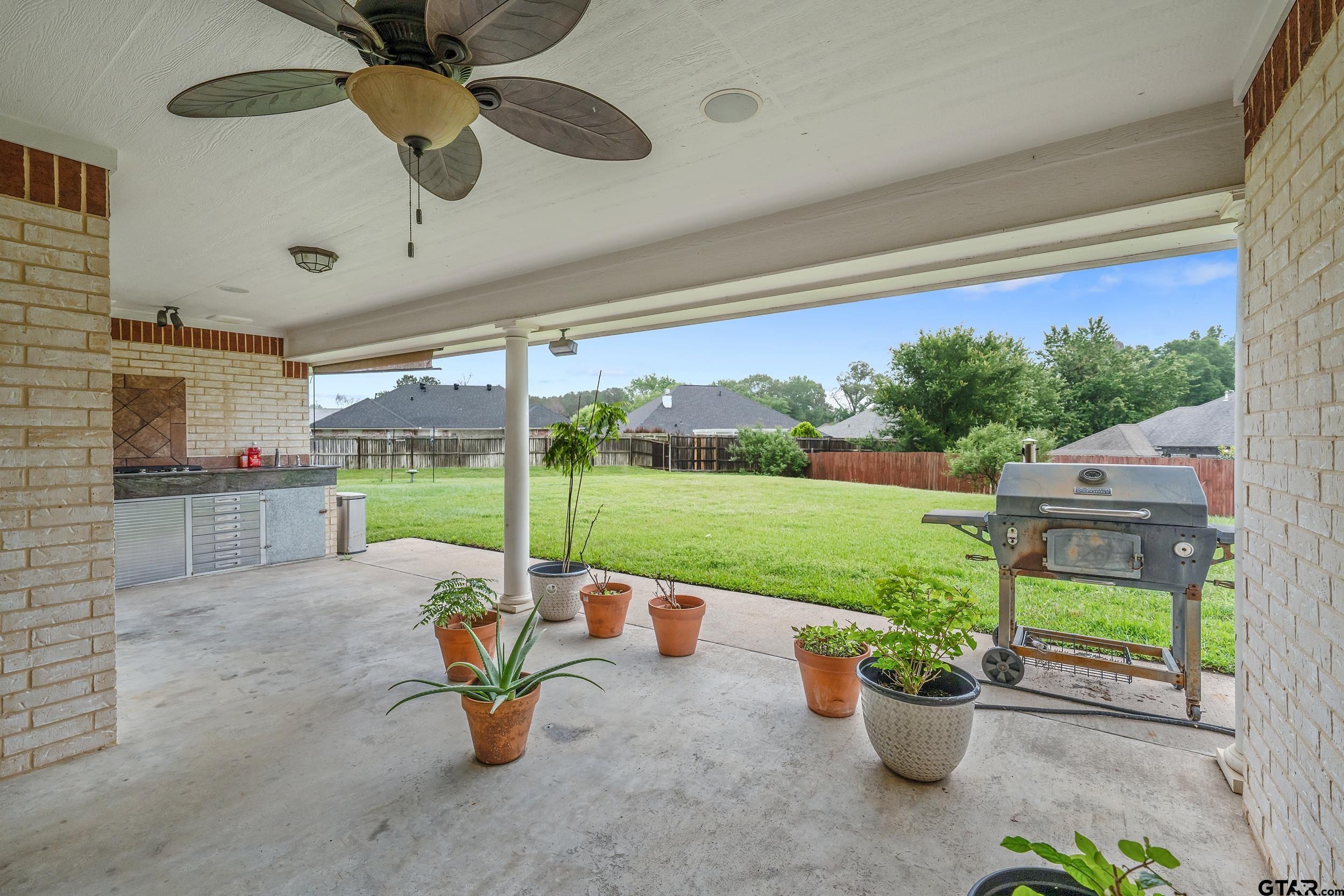 3072 Yasmeen Circle Flint, TX 75762 - Photo 23 of 26 a park view with a seating space