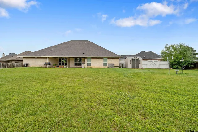 $3,000 | 3072 Yasmeen Circle, Flint, TX 75762
