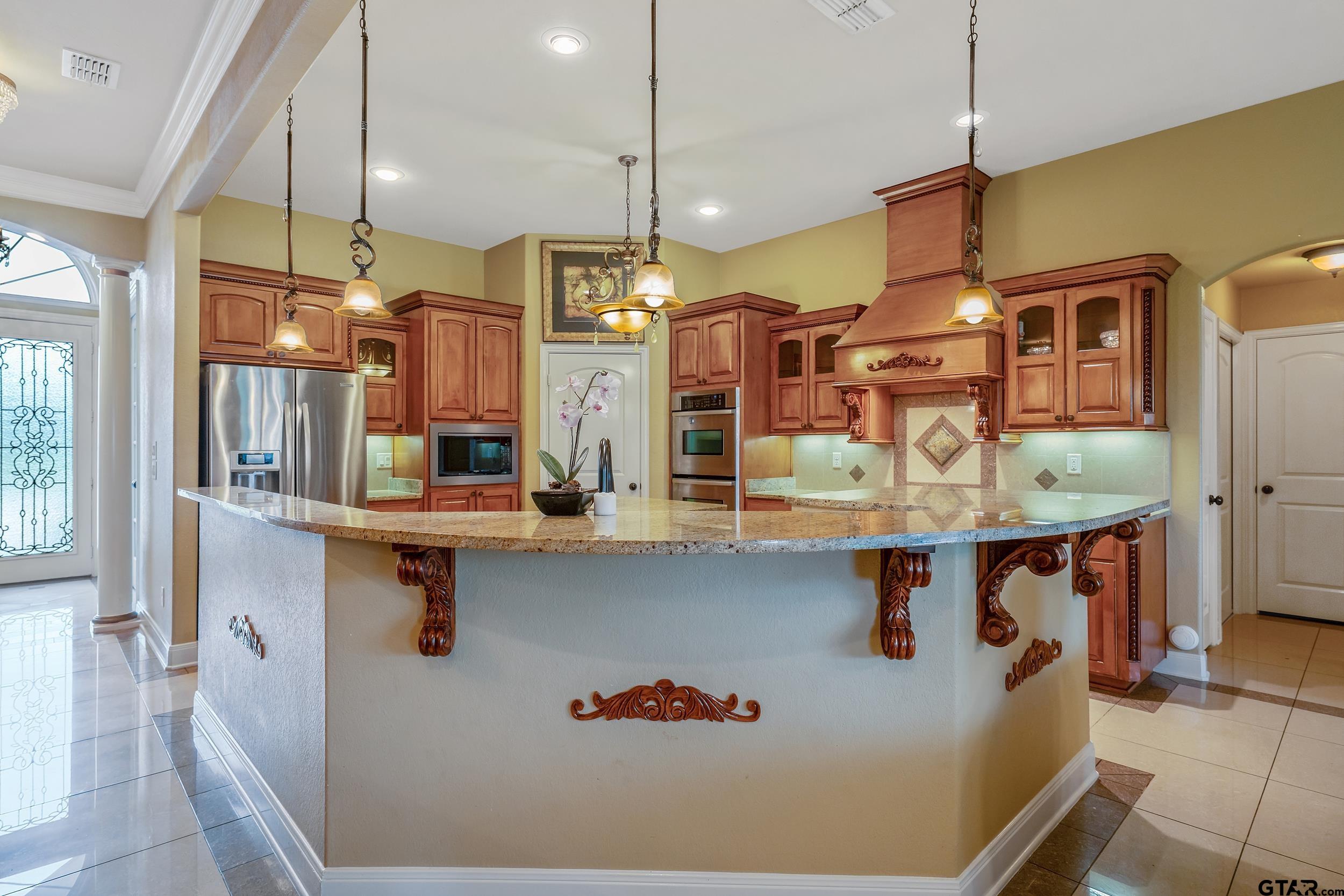 3072 Yasmeen Circle Flint, TX 75762 - Photo 8 of 26 a kitchen with lots of counter top space