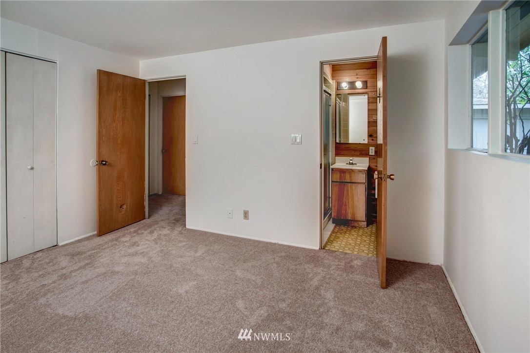 2036 Evergreen Point Road Medina, WA 98039 - Photo 21 of 21