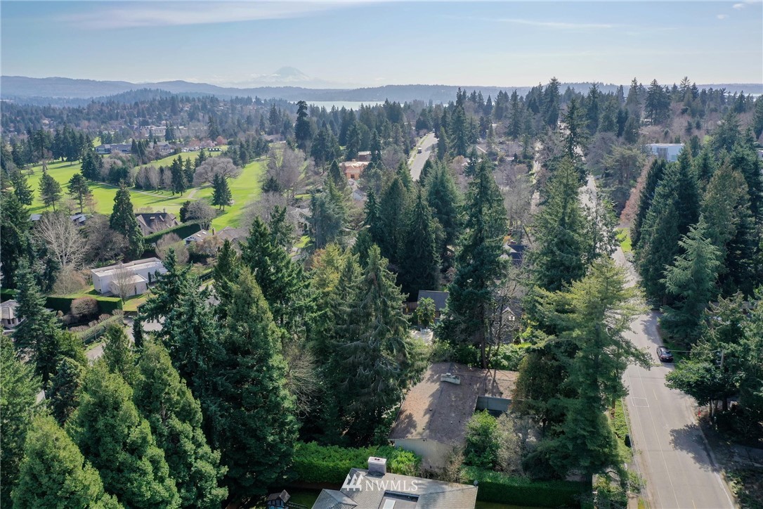 2036 Evergreen Point Road Medina, WA 98039 - Photo 5 of 21