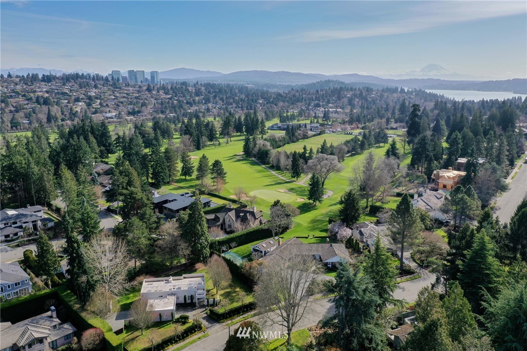 2036 Evergreen Point Road Medina, WA 98039 - Photo 6 of 21