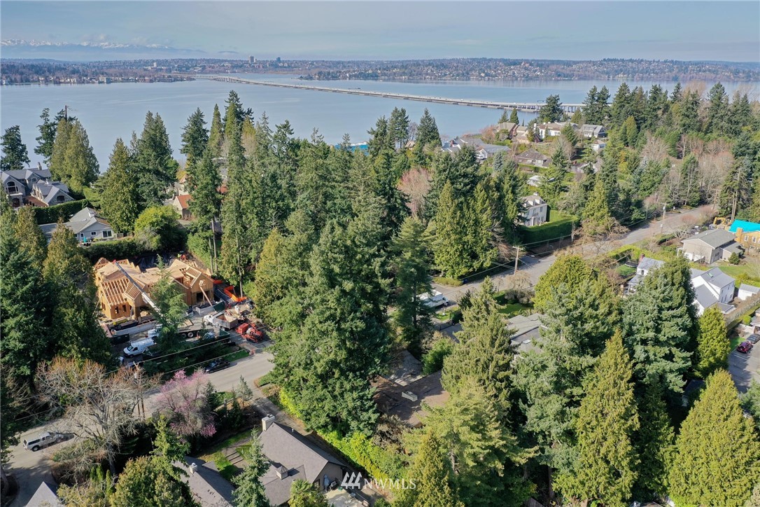 2036 Evergreen Point Road Medina, WA 98039 - Photo 7 of 21
