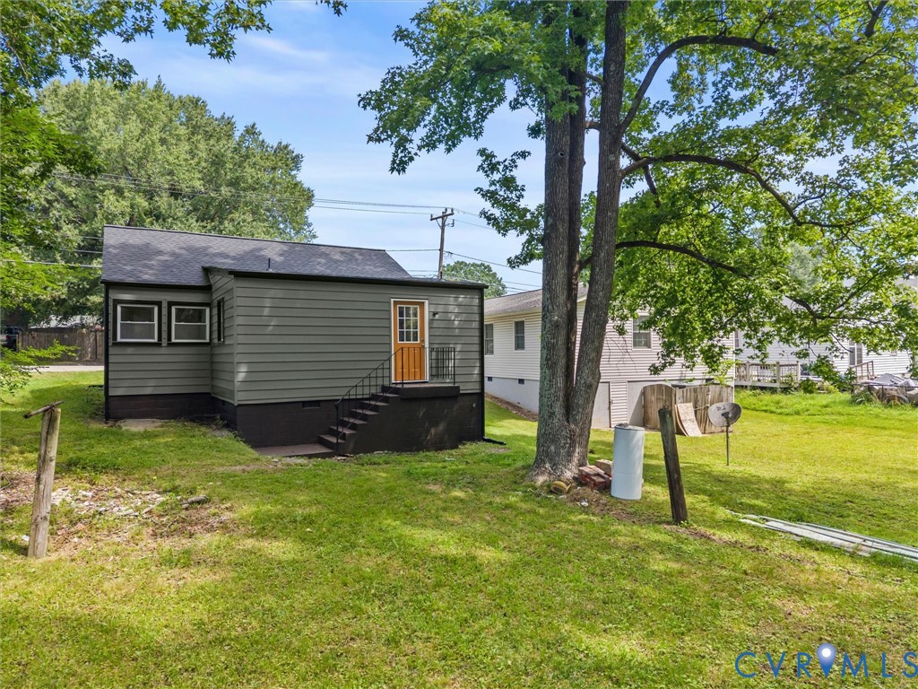 1820 Dupuy Road Petersburg, VA 23803 - Photo 22 of 36 Rear exterior of the property featuring horizontal