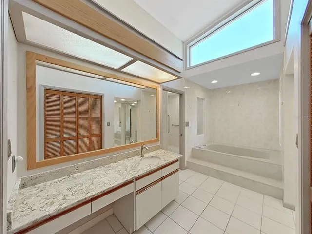 $1,200,000 | 1930 Cove Lane, Clearwater, FL 33764