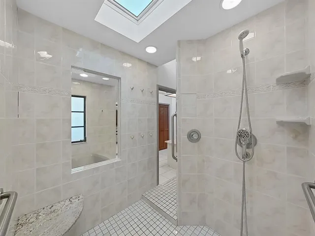 $1,200,000 | 1930 Cove Lane, Clearwater, FL 33764