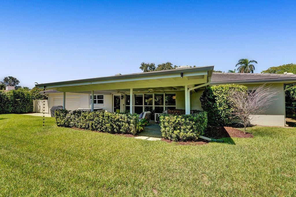 20 Minnetonka Road Fort Lauderdale, FL 33308 - Photo 27 of 35 Large private yard with room for a pool