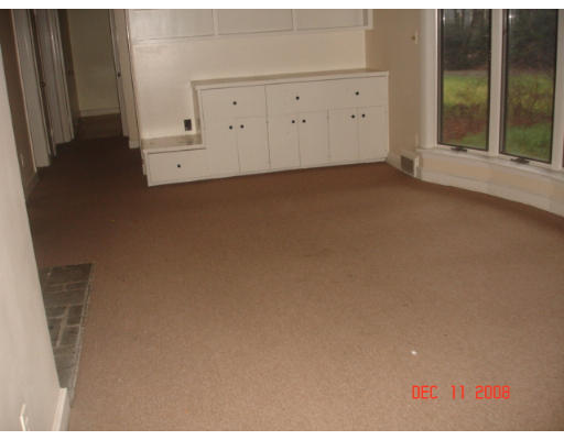 66 Draper Road Wayland, MA 01778 - Photo 5 of 8