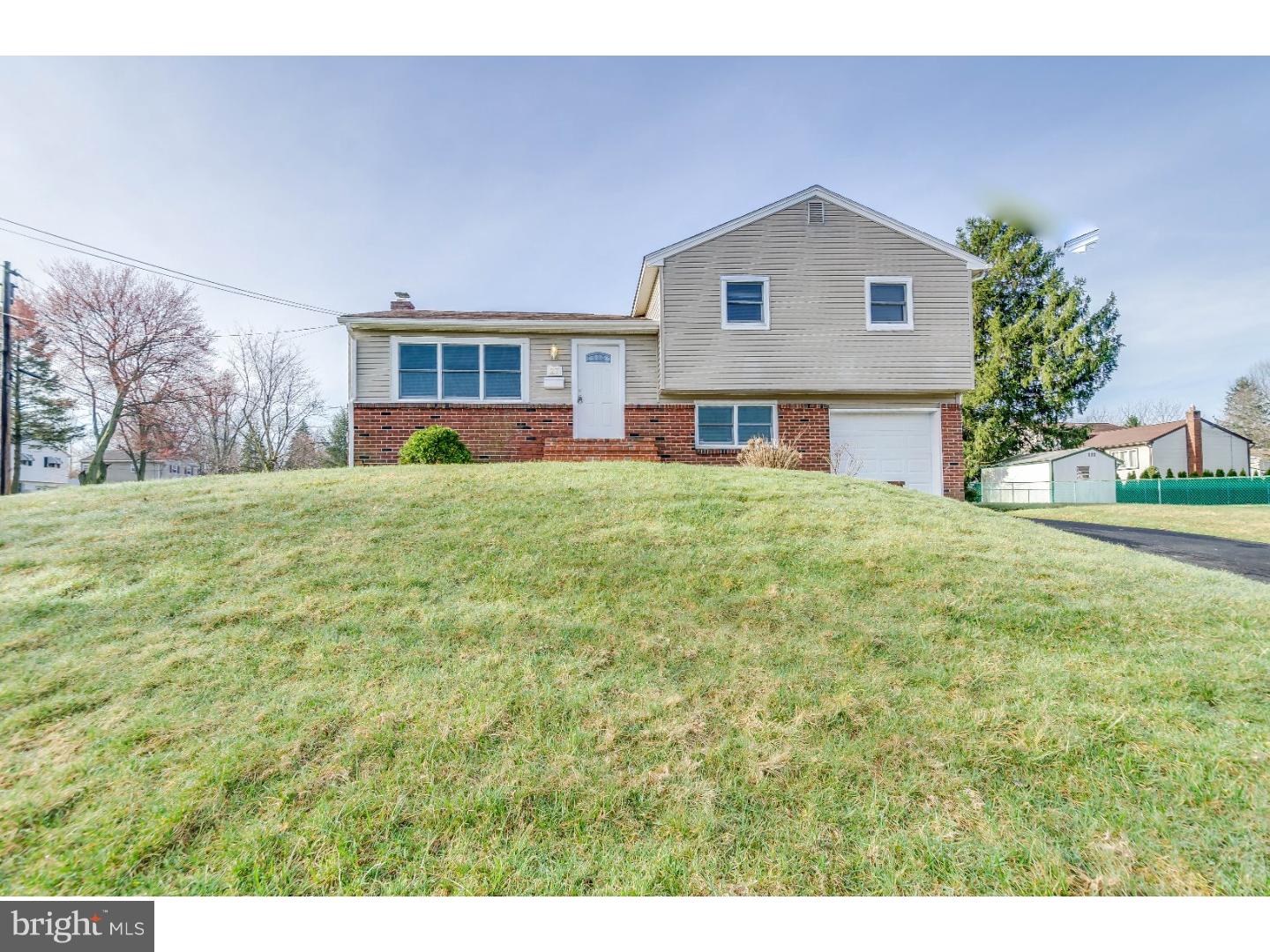 27 Hilton Road Mount Holly, NJ 08060 - Photo 1 of 25 Exterior Front