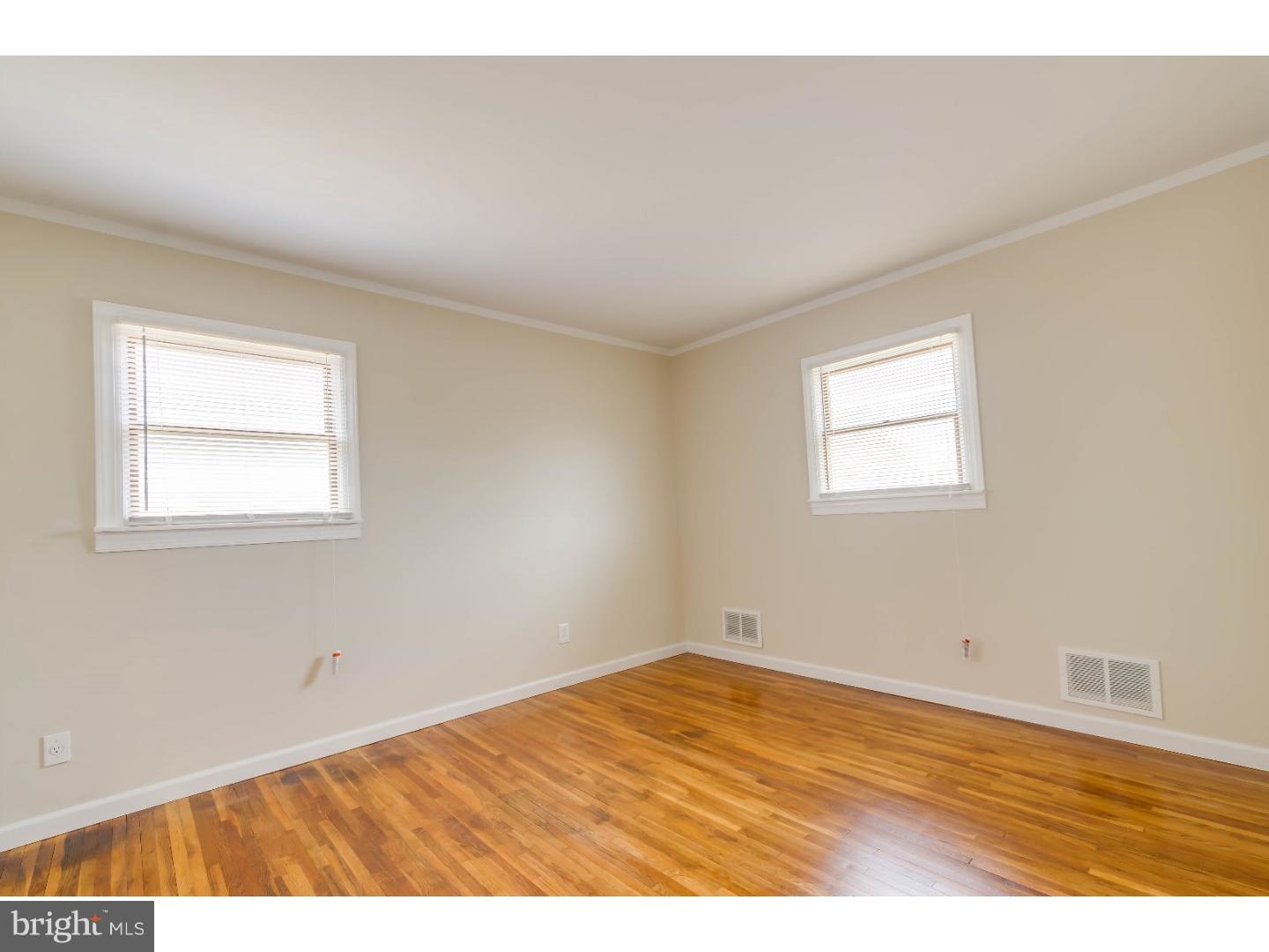 27 Hilton Road Mount Holly, NJ 08060 - Photo 17 of 25 Bedroom