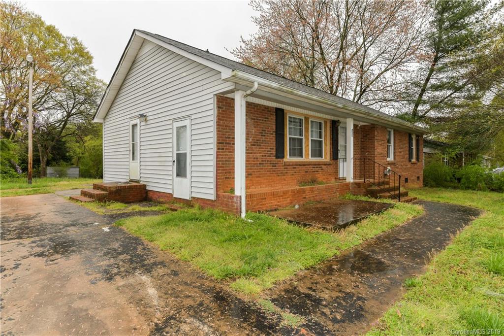 504 Colony Road Monroe, NC 28112 - Photo 3 of 29 Gallery Image 3