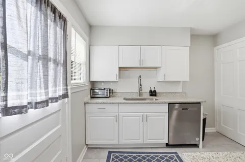 $430,000 | 7035 North College Avenue, Indianapolis, IN 46220