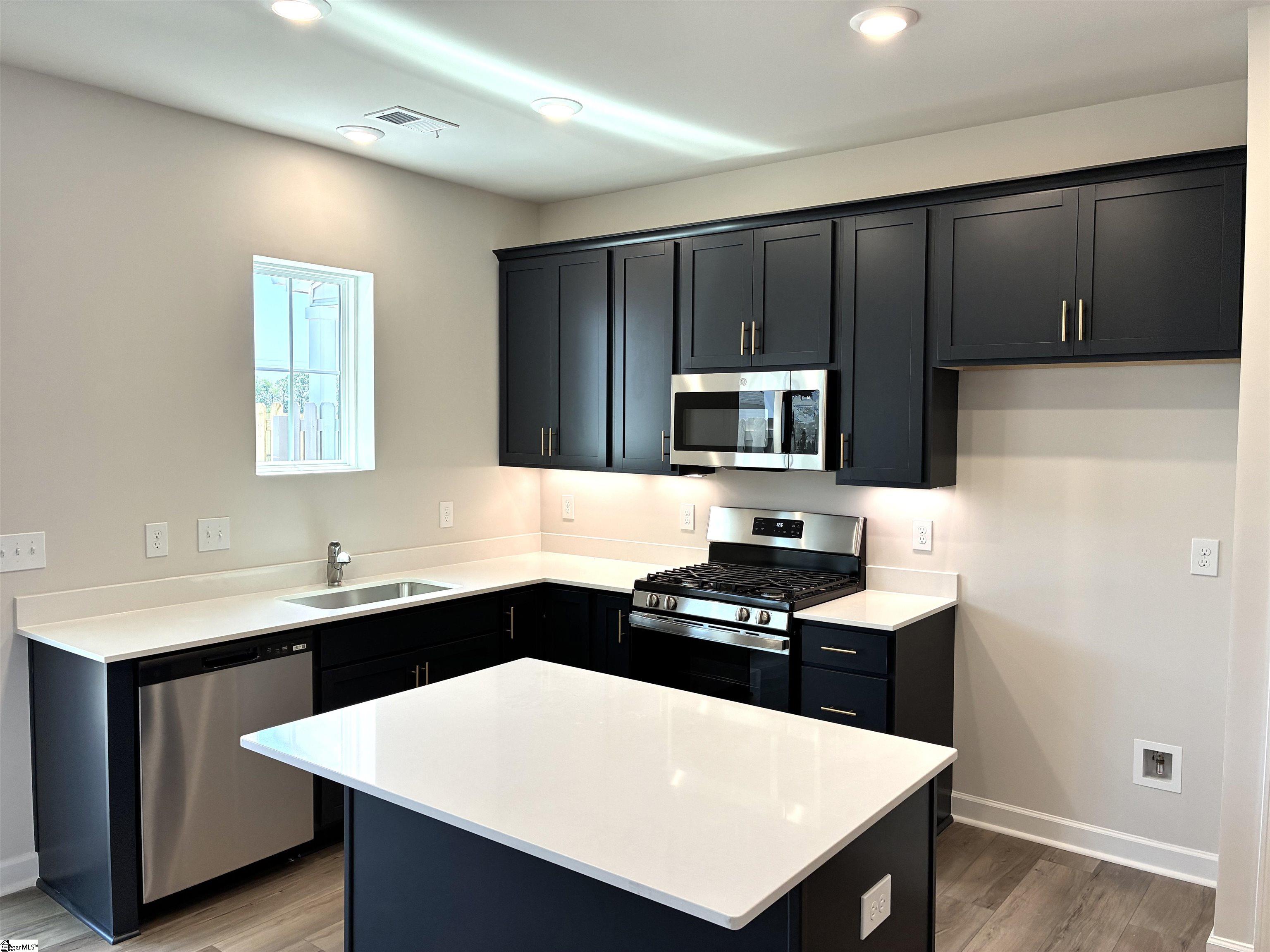 217 Crimson Tree Court Greenville, SC 29607 - Photo 6 of 23