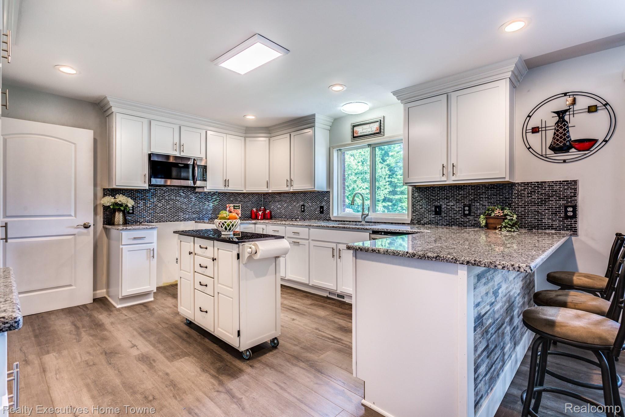 6800 Norman Road Jeddo, MI 48032 - Photo 13 of 41 6800 Norman Rd-18.JPG