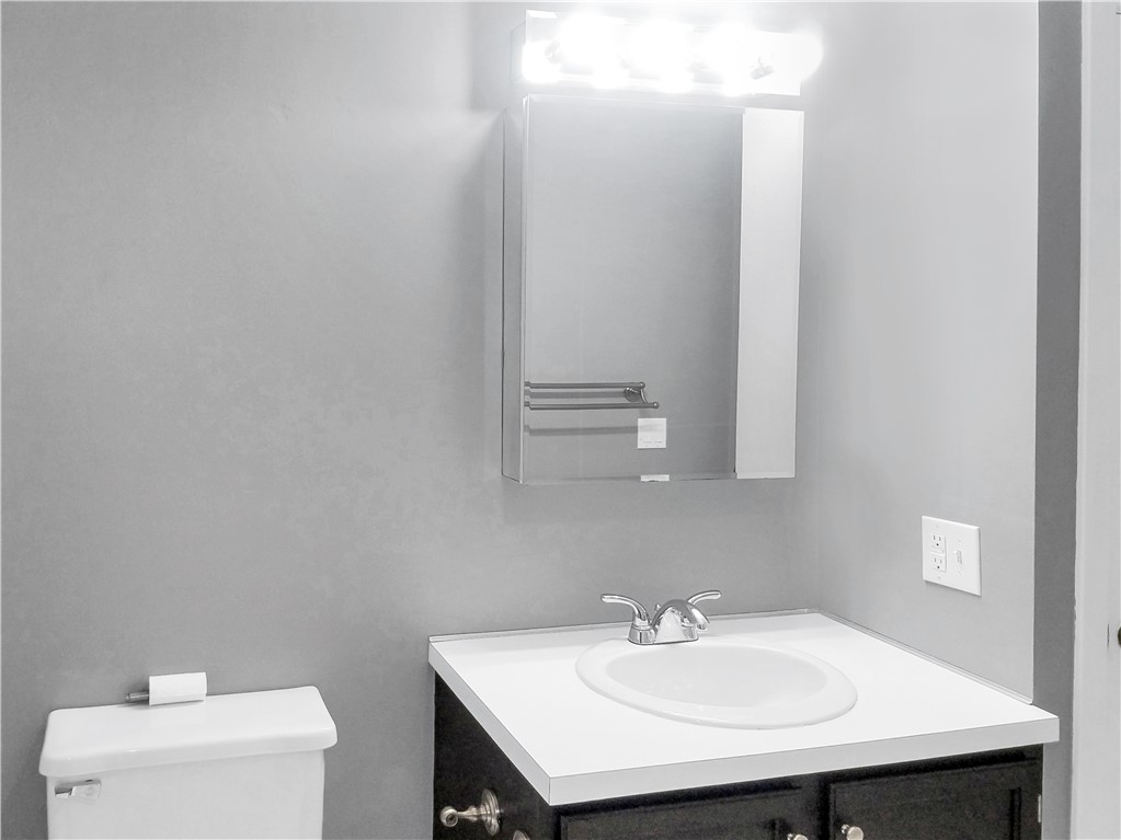 25 Reed Street, Unit 17 Warwick, RI 02886 - Photo 8 of 20 Gallery Image 8