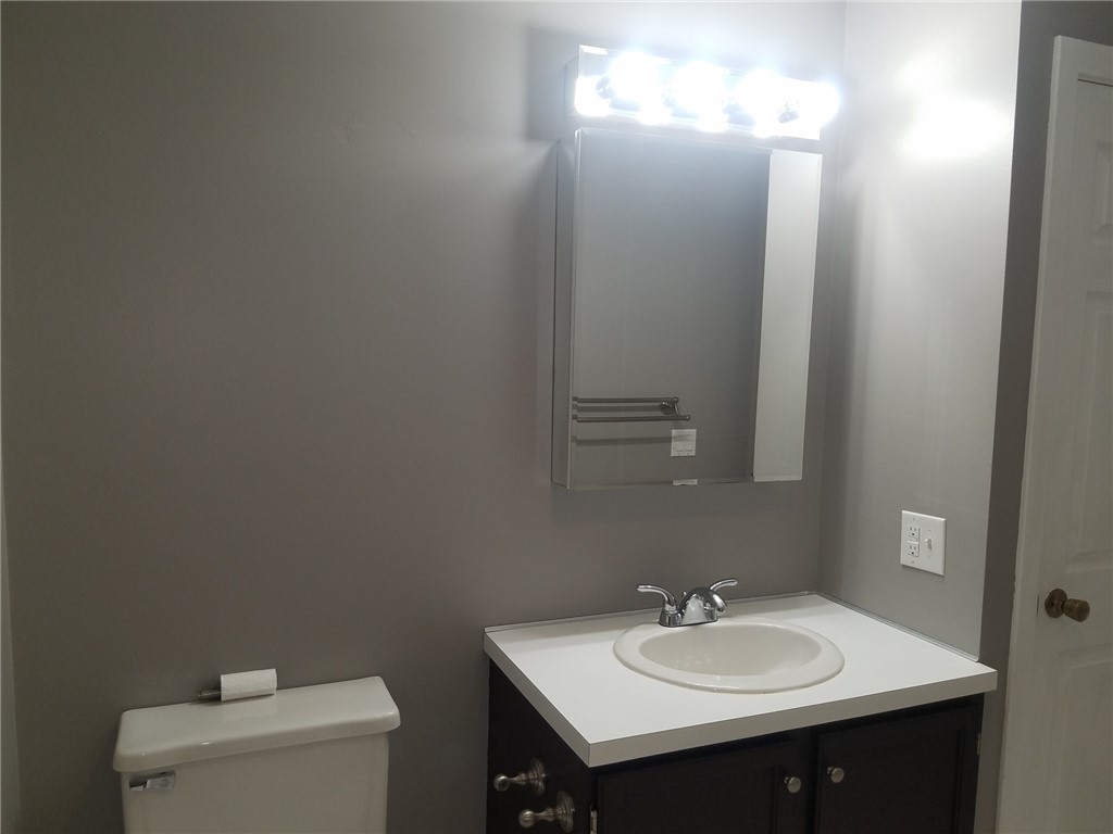 25 Reed Street, Unit 17 Warwick, RI 02886 - Photo 10 of 20 Gallery Image 10
