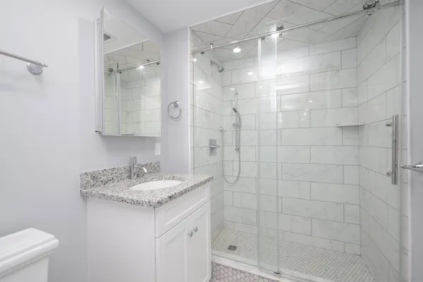 $2,750 | 245 Elm Street, Unit 203, Braintree, MA 02184