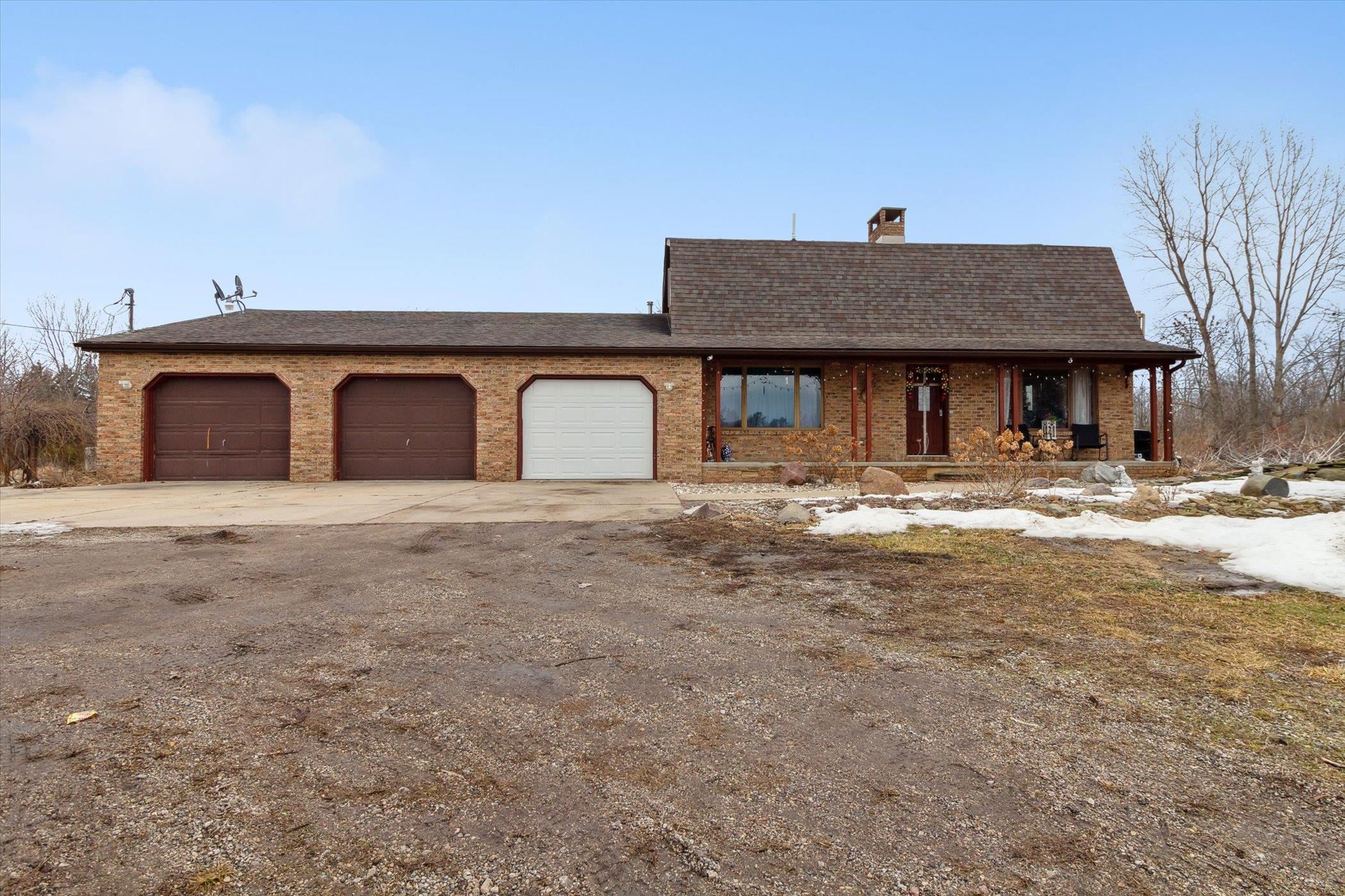 287 West St Charles Road Ithaca, MI 48847 - Photo 3 of 62