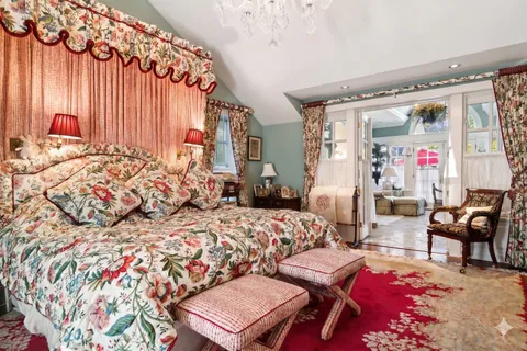 $2,250,000 | Undisclosed Address, North Barrington, IL 60010