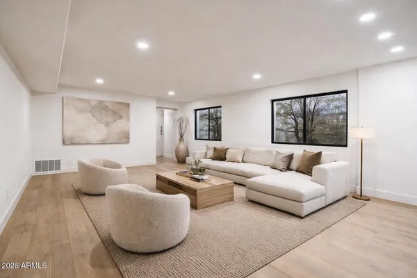 $2,750,000 | 10228 North 55th Place, Paradise Valley, AZ 85253