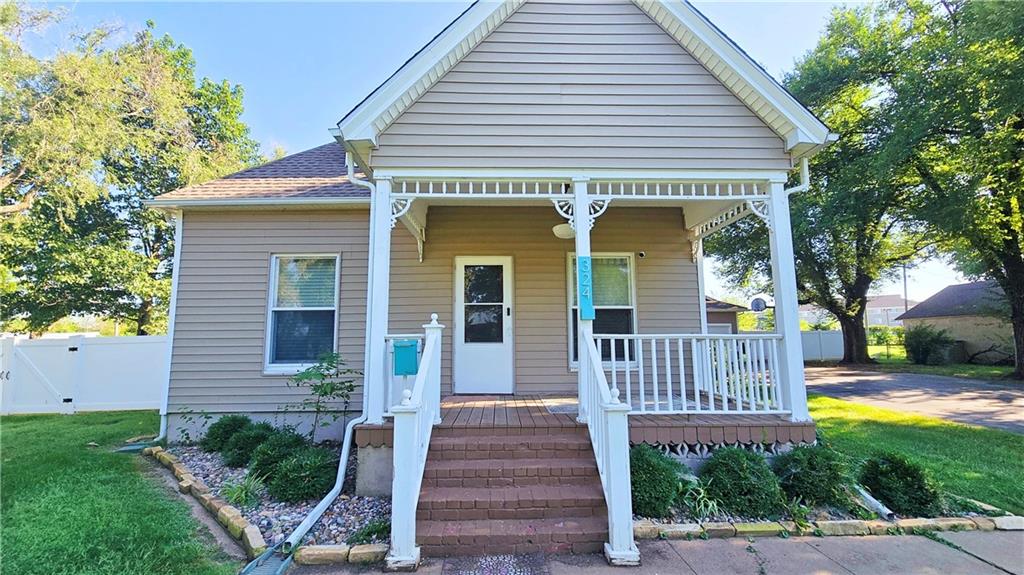 324 West 23rd Street Fort Scott, KS 66701 - Photo 5 of 62