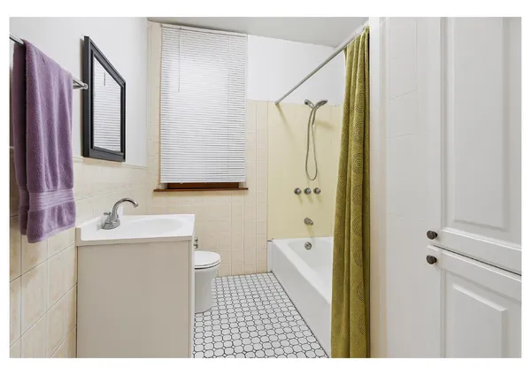 $1,050,000 | 350-354 East 193rd Street | Fordham