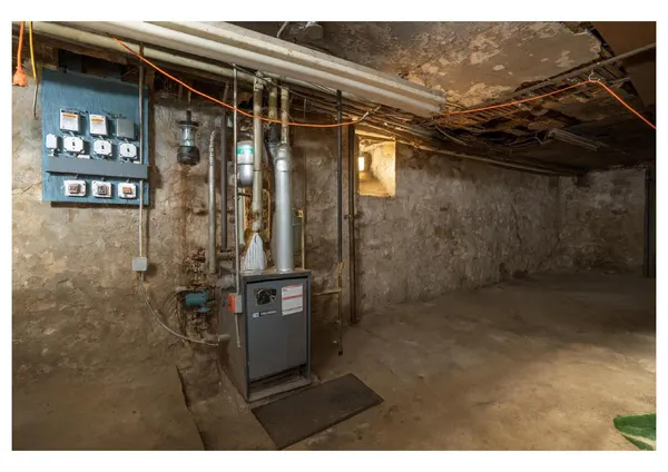 $1,050,000 | 350-354 East 193rd Street | Fordham